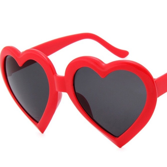 Heart shaped sunglasses red pink black white new - Picture 3 of 7